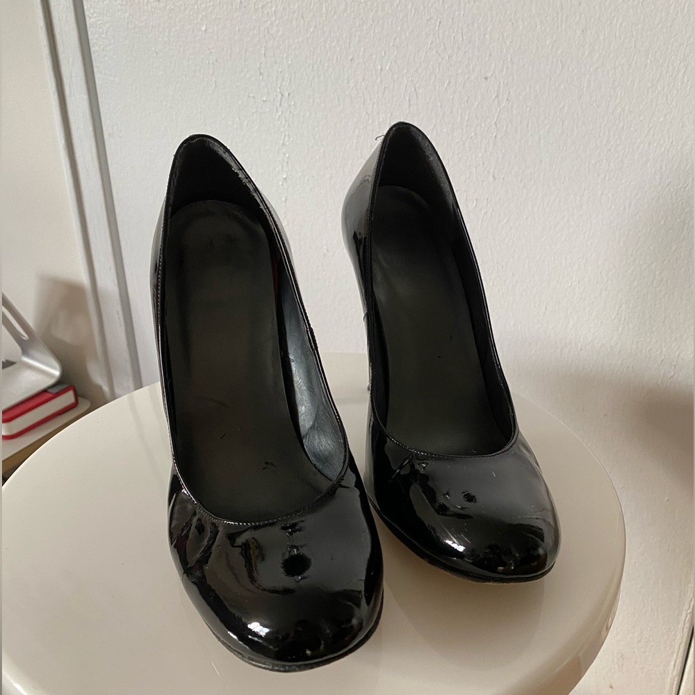 Stuart Weitzman Black Patent Leather Stiletto Pumps